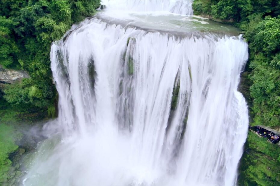 escalofrios-en-verano:-esta-cascada-en-china-te-dejara-sin-palabras