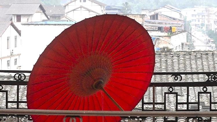 la-artesania-de-los-paraguas-de-papel-de-aceite-de-luzhou