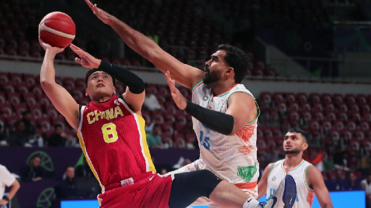 china-derrota-a-india-100-69-para-una-segunda-victoria-consecutiva-en-la-copa-fiba-asia