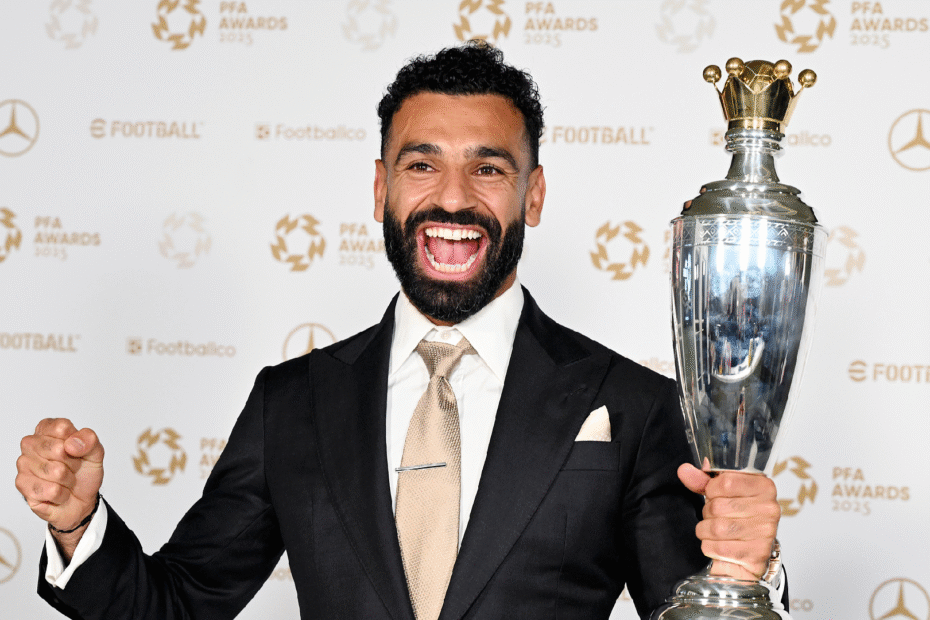 salah-gana-el-premio-pfa-jugador-del-ano-por-tercera-vez-sin-precedentes