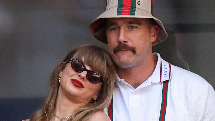 la-estrella-de-la-nfl-travis-kelce-y-el-musico-taylor-swift-anuncian-el-compromiso