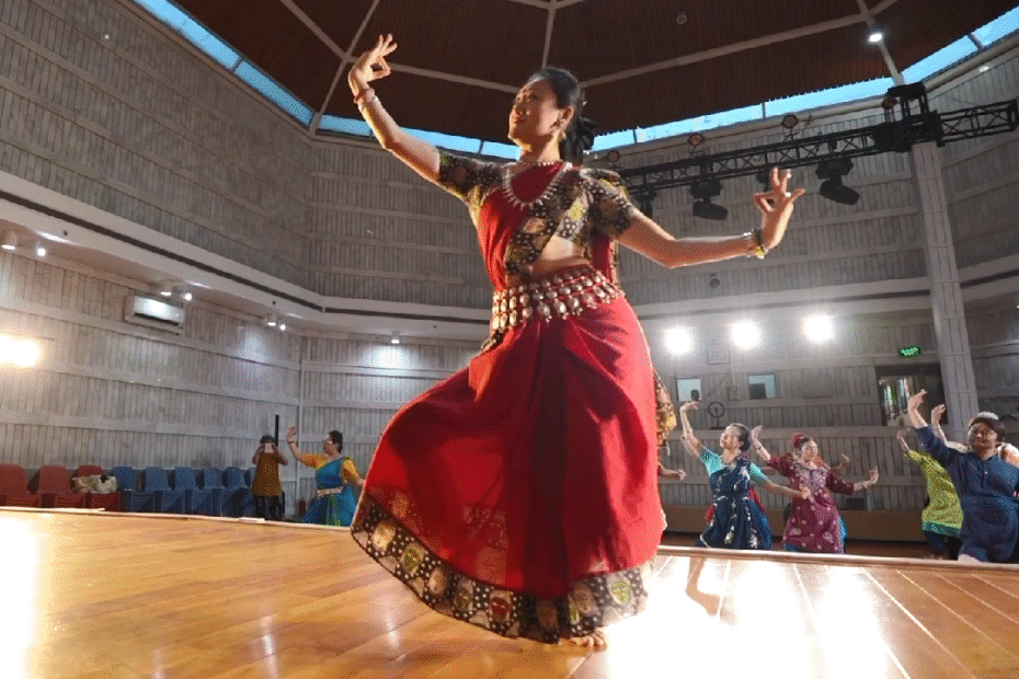 un-desbloqueo-inmersivo-de-la-danza-clasica-india