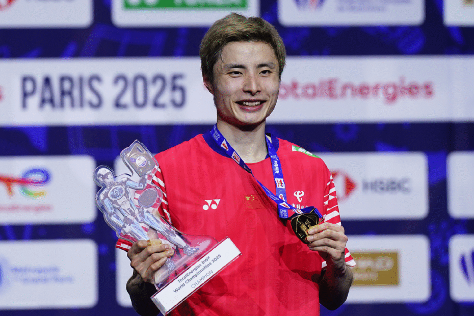 shi-retiene-a-vitidsarn-para-ganar-el-titulo-mundial-de-la-doncella-badminton