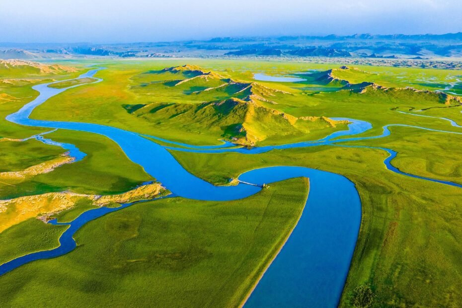 paleta-de-colores-de-xinjiang:-prastradas-de-bayanbulak,-un-refugio-de-serenidad