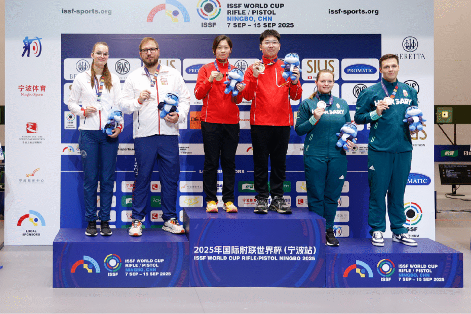 los-tiradores-caseros-ganan-un-oro,-una-plata-en-la-copa-mundial-de-issf-en-ningbo