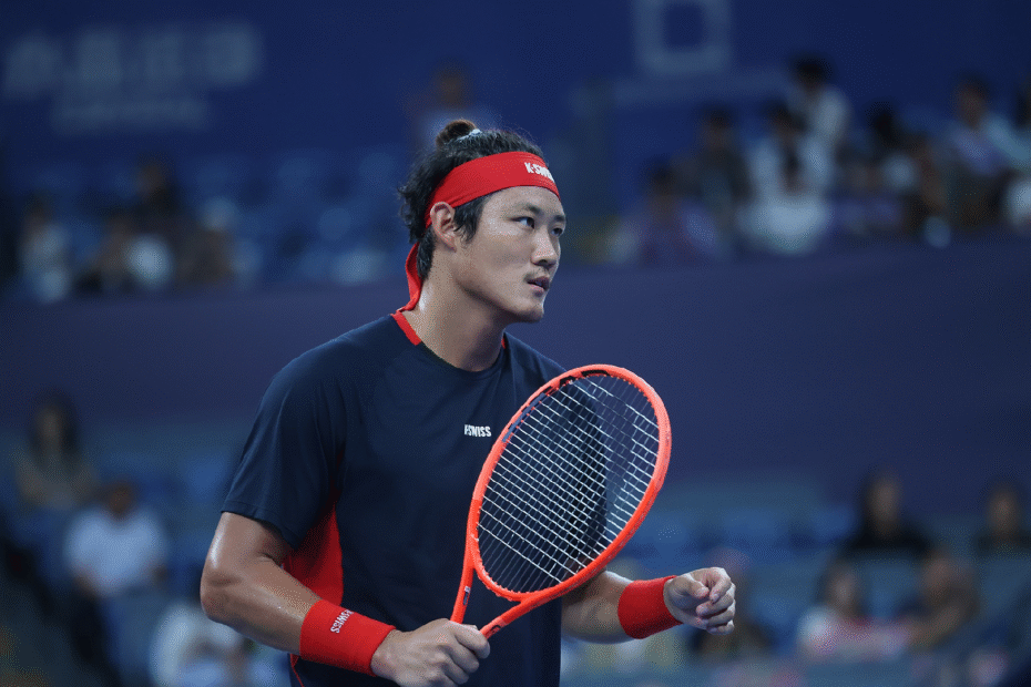 zhang-zhizhen-manifestaciones-para-vencer-a-buyundaokete-en-atp-hangzhou-open