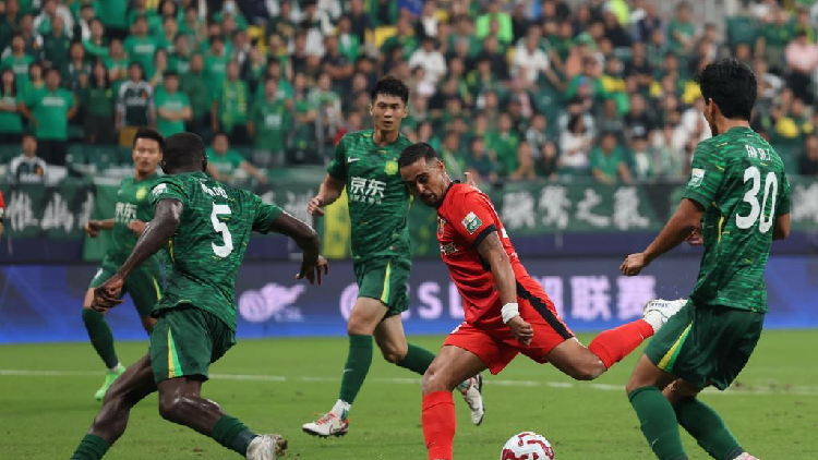 el-hat-trick-de-leonardo-deja-a-guoan-mas-detras-del-puerto-en-la-carrera-por-el-titulo-de-csl