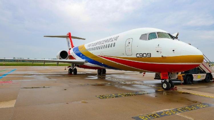 primero-avion-de-rescate-medico-c909-entregados-en-el-centro-de-china