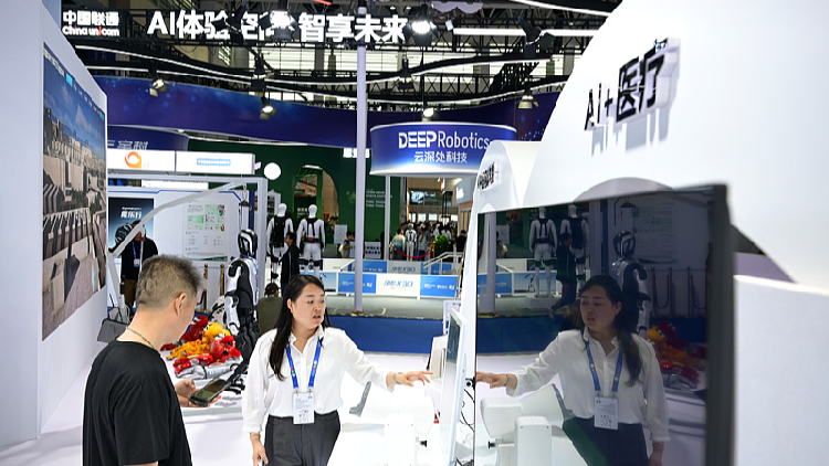 ia-en-la-atencion-sanitaria:-ahora-imprescindible-en-el-conjunto-de-herramientas-de-todo-medico